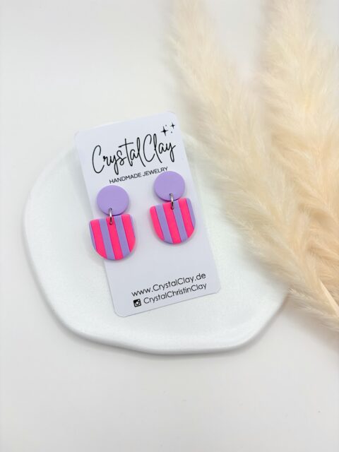 1,2,3 oder 4?

Welche gestreifte Variante des Modells „Charlie“ gefällt dir am meisten? 🤩 Verrate mir dies gerne (auch sonst in den Kommentaren)🤭! 

Eins ist sicher: egal welches Farbkombi, sie sind pures Dopamine! ☺️☀️💖

#handmade#jewelry#crystalclay#diy#flensburg