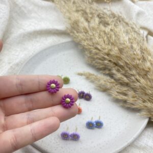 Daisy Ohrstecker - Purpur