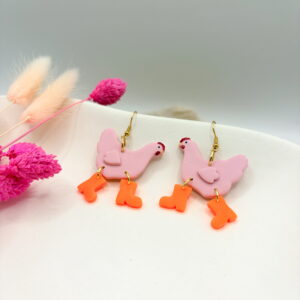 Wilde Hühner Ohrringe - Huhn: Strawberry / Stiefel: Neon Orange